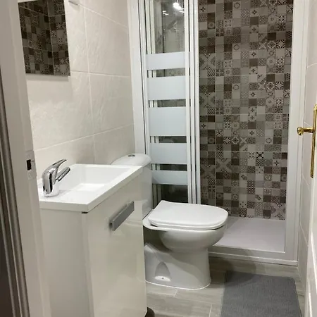 Apartment Ground Floor Apartment- 2 Bedrooms - 450 Meters From The